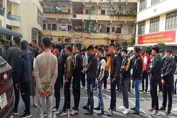 Tìm hiểu đơn hàng dành cho nam nữ đi Ba Lan 2024