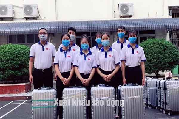 Xuất khẩu lao động nước ngoài cho cặp vợ chồng