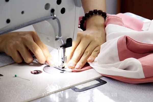 Cần tuyển 15 lao động Nữ may quần áo tại Slovakia