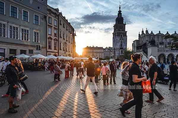 Thu nhập bình quân đầu người của Ba Lan