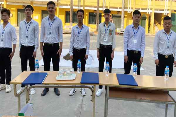 Tuyển gấp 05 nam lao động đi Ba Lan sản xuất thiết bị nhà tắm