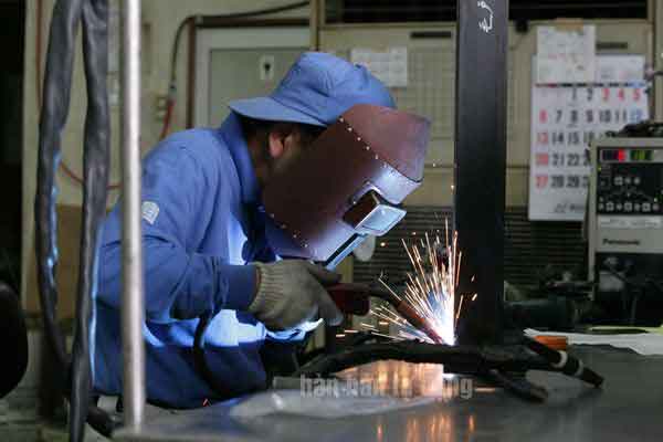 đơn hàng hàn bán tự động Nhật Bản