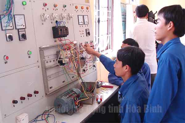 Thực trạng hoạt động xuất khẩu lao động ở tỉnh Hòa Bình