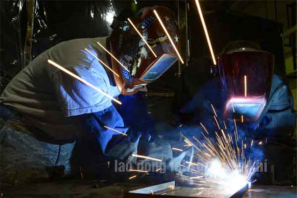 Đơn Hàng Cơ Khí tại Đài Loan