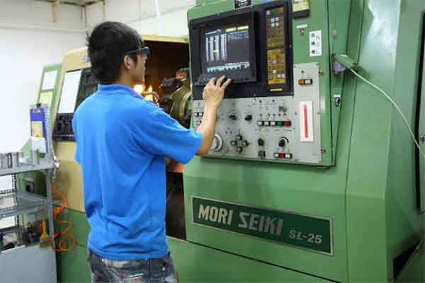 Đơn hàng tiện CNC Đài Loan