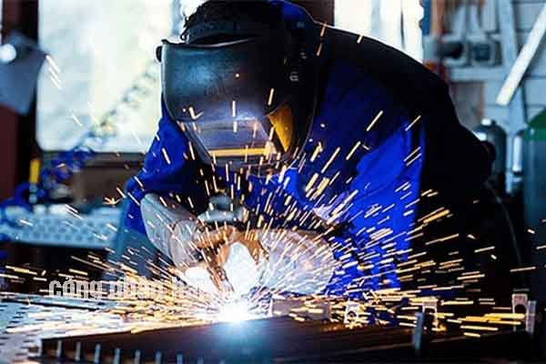 Đơn hàng tuyển gấp 06 lao động đi Đài Loan hàn xì