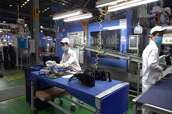 Đơn hàng đúc nhựa