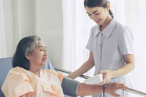 Công việc điều dưỡng tại Nhật Bản