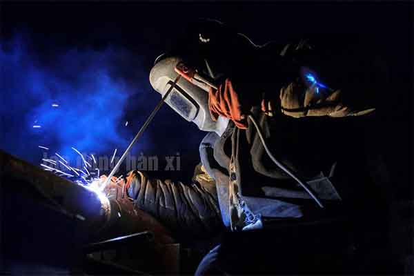 Nhà máy Lập Thăng tại Đài Loan tuyển 02 lao động