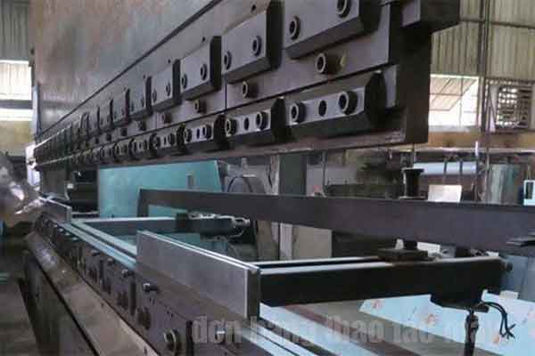 Nhà máy sản xuất thép tấm tại Đài Loan tuyển 02 nam