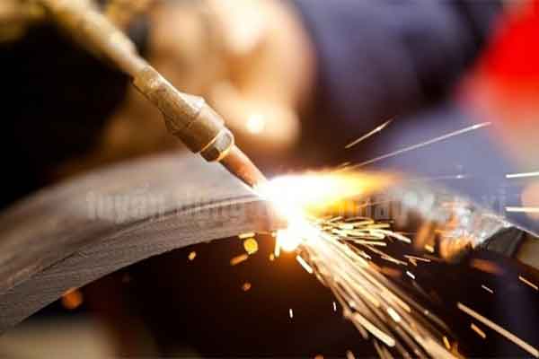 Tuyển dụng lao động hàn xì đi Đài Loan