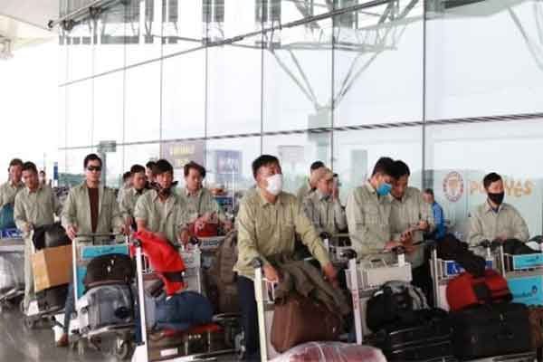 đốc công xây dựng sang Đài Loan làm việc