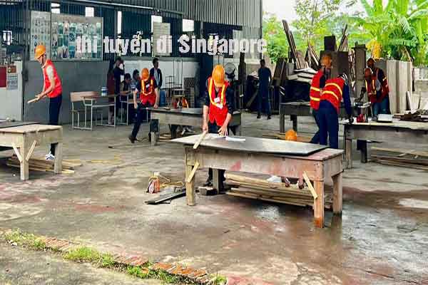 Tuyển 240 lao động làm nghề xây dựng ở Singapore
