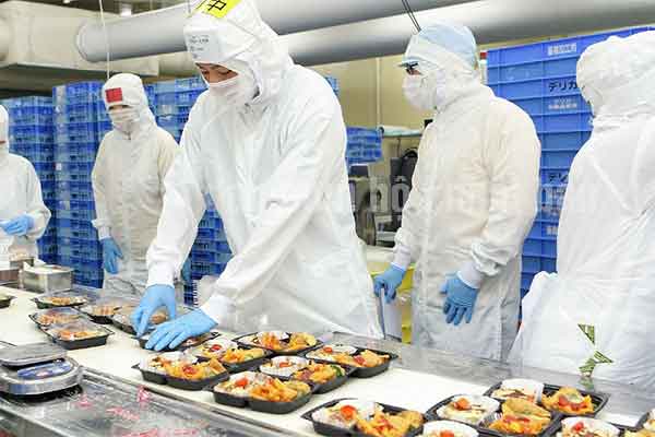 Đơn hàng 1 năm làm cơm hộp tại Nhật Bản