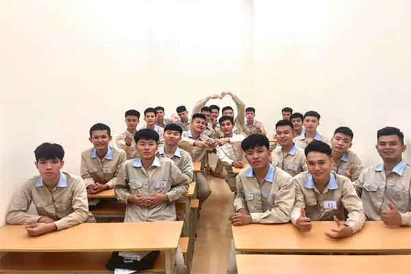 hình ảnh lao động đi nhật bản